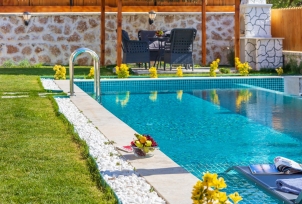 Villa Tiny Stone 2 3 Resim